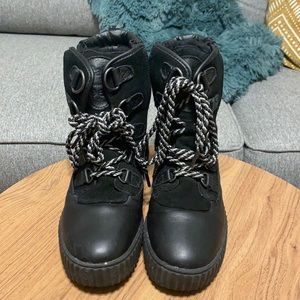 Black Pajar Boots - Size 7-7.5 / waterproof
